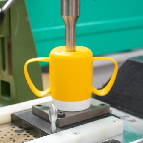 Kubek termiczny z dwoma uchwytami + dedykowany ustnik (grafitowy antracyt)